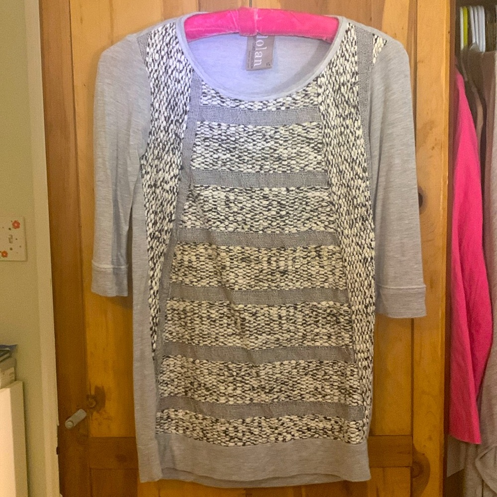 Like New Anthropologie Dolan Gray Sweater
